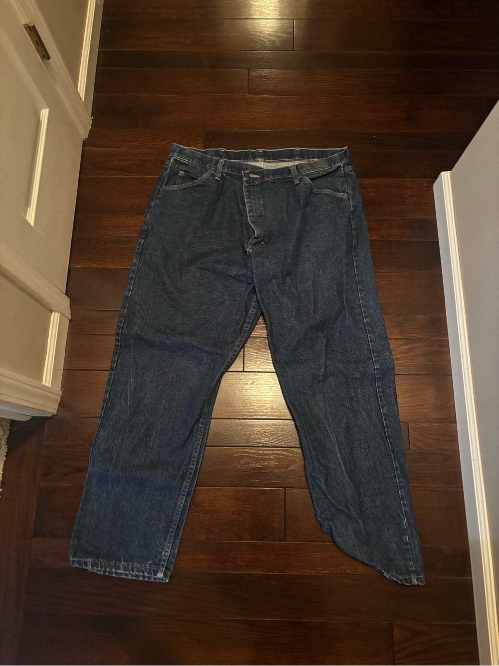 Relaxed Fit Men's Jeans in Dark Blue Denim